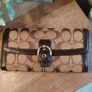 Coach classic beige& brown leather trimmed wallet